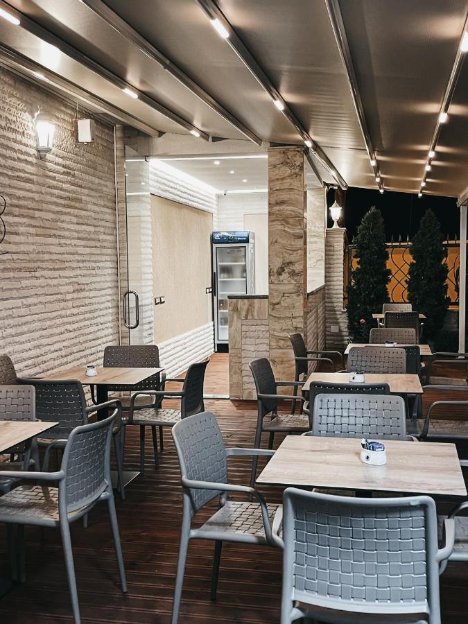 Amansar Boutique Hotel Tirana Exterior foto
