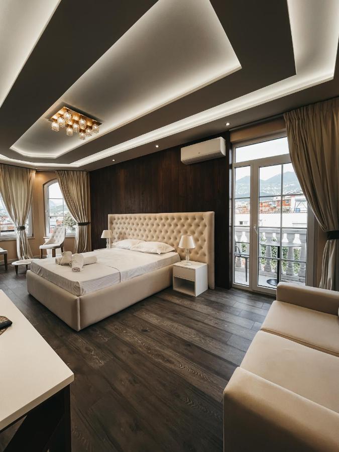 Amansar Boutique Hotel Tirana Exterior foto